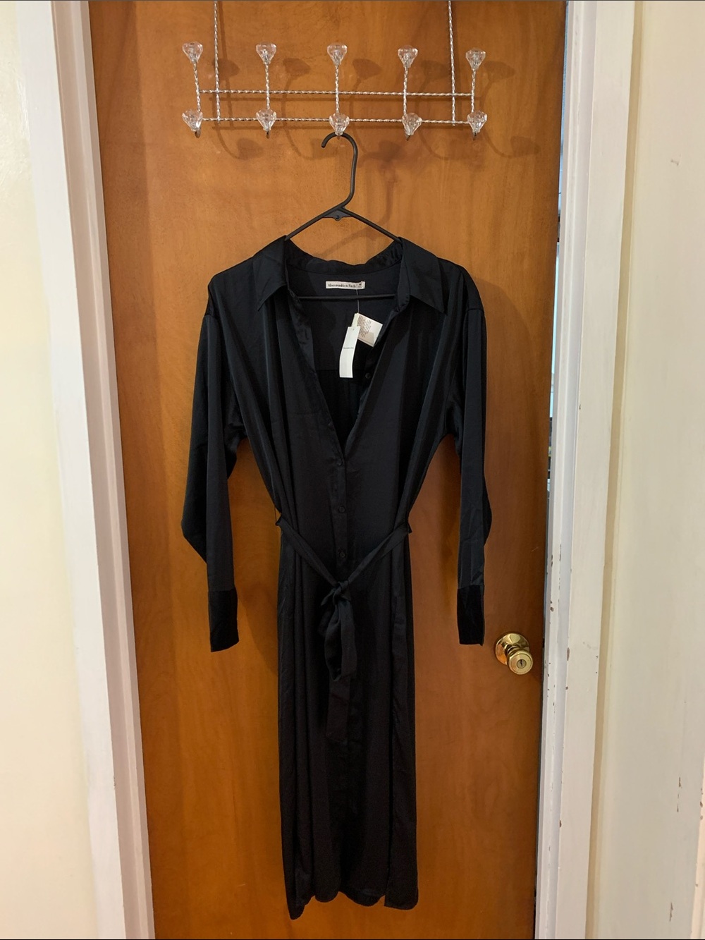 Abercrombie Satin Belted Button Down Midi Dress - Black